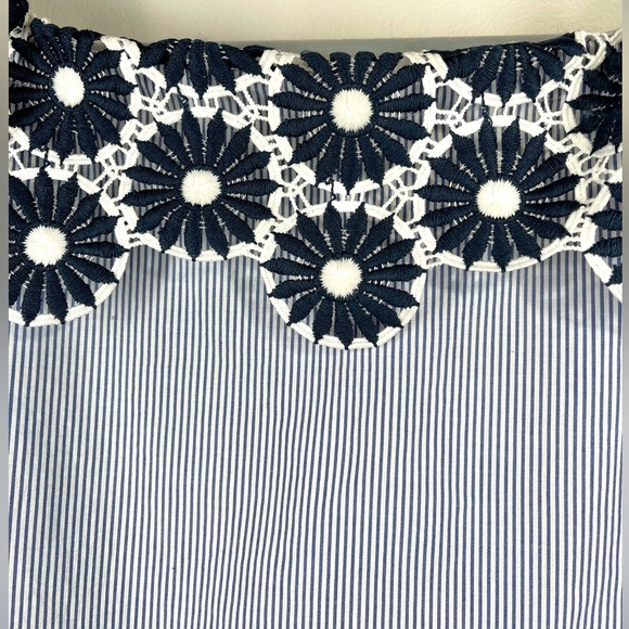 Ann Taylor LOFT Women’s Floral Seersucker Off the‎ Shoulder Blouse Size Medium - Picture 8 of 12